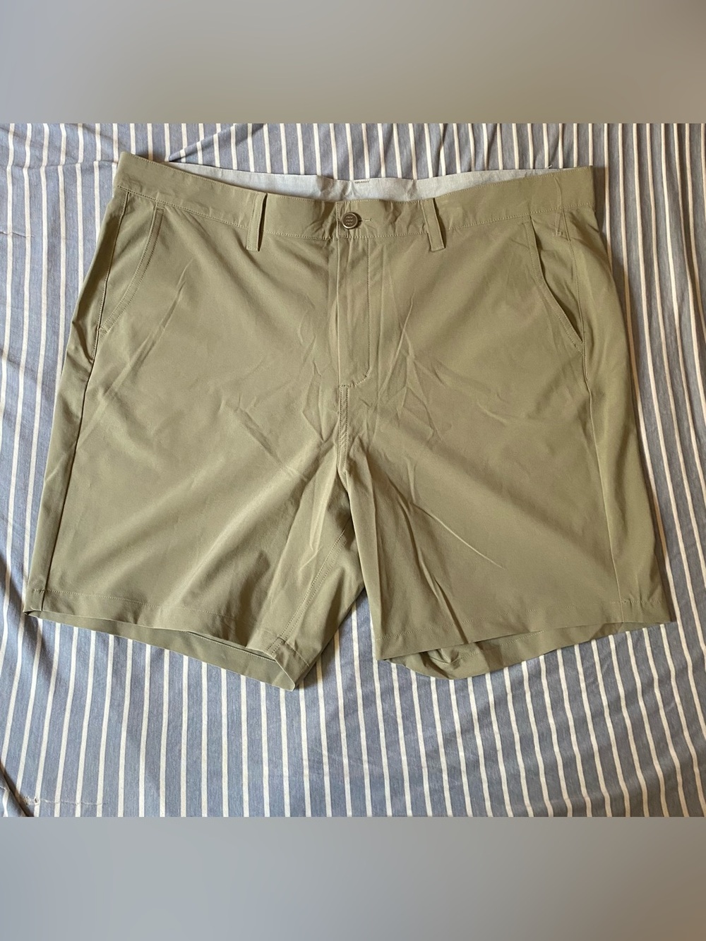 Free Fly apparel Mens 
40 Lightweight Hiking shorts beige